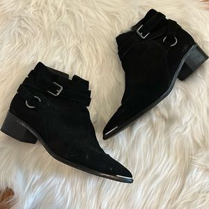 Marc fisher boots size 8
